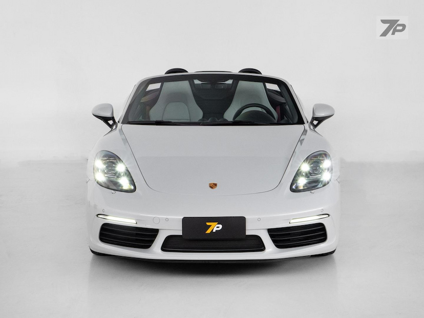 Foto do veículo PORSCHE 718  BOXSTER 2.0 300CV 2024 3.154 KM 599.000,00