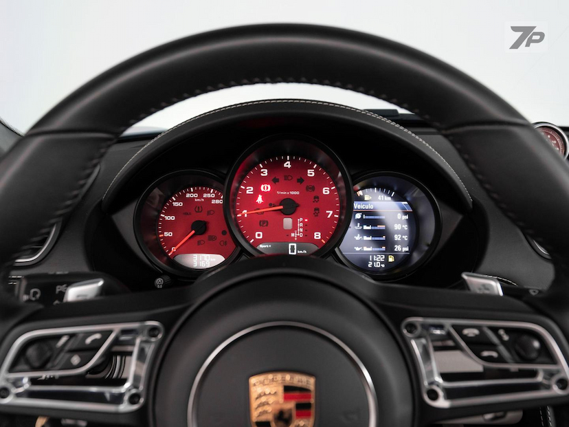 Foto do veículo PORSCHE 718  BOXSTER 2.0 300CV 2024 3.154 KM 599.000,00