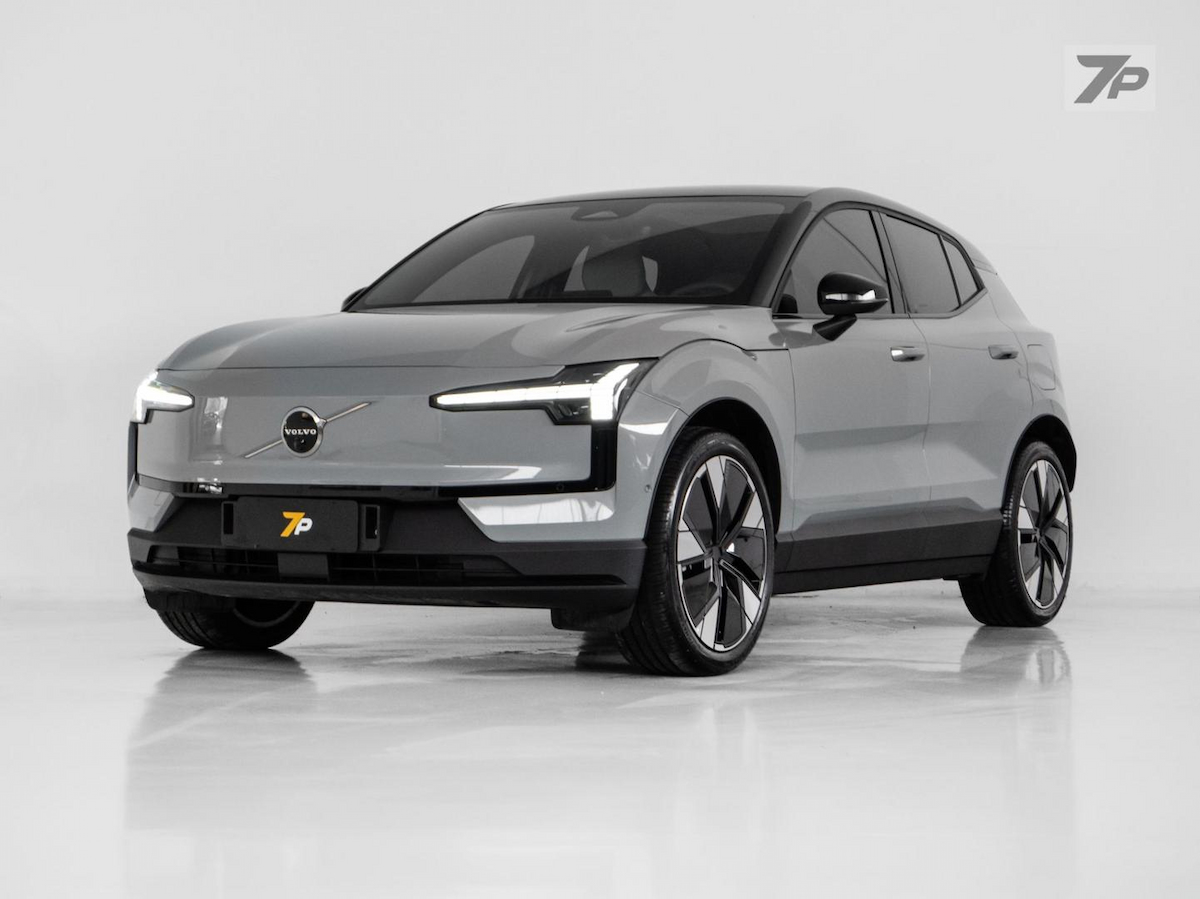 Foto do veículo VOLVO EX30  E60 ULTRA (ELÉTRICO) 2025/2025 26 KM R$ 279.000,00