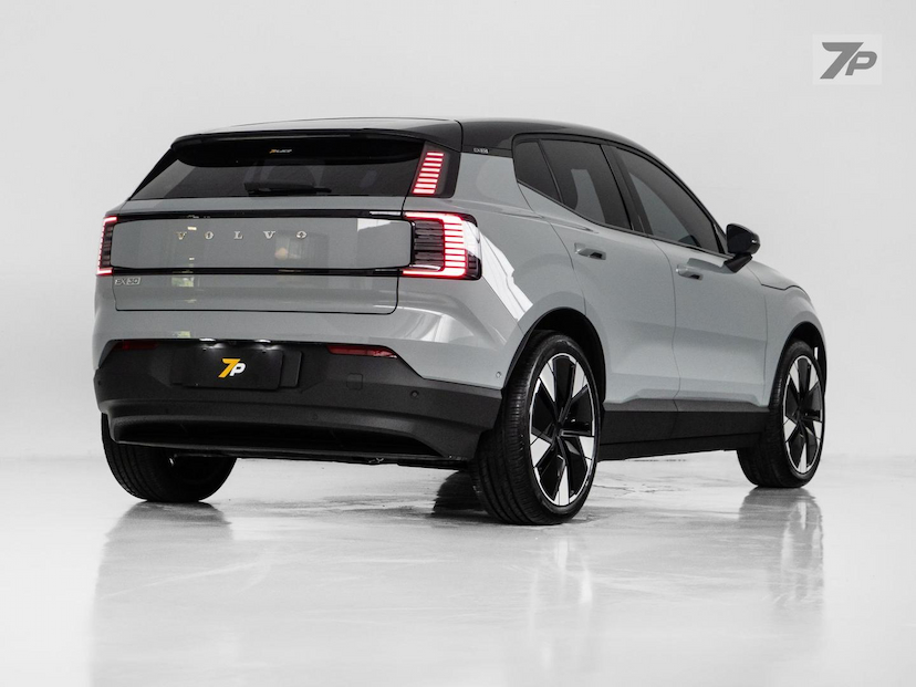 Foto do veículo VOLVO EX30  E60 ULTRA (ELÉTRICO) 2025 26 KM 279.000,00
