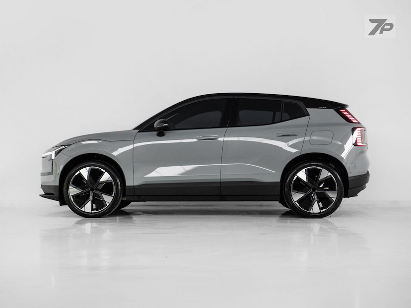 Foto do veículo VOLVO EX30  E60 ULTRA (ELÉTRICO) 2025 26 KM 279.000,00