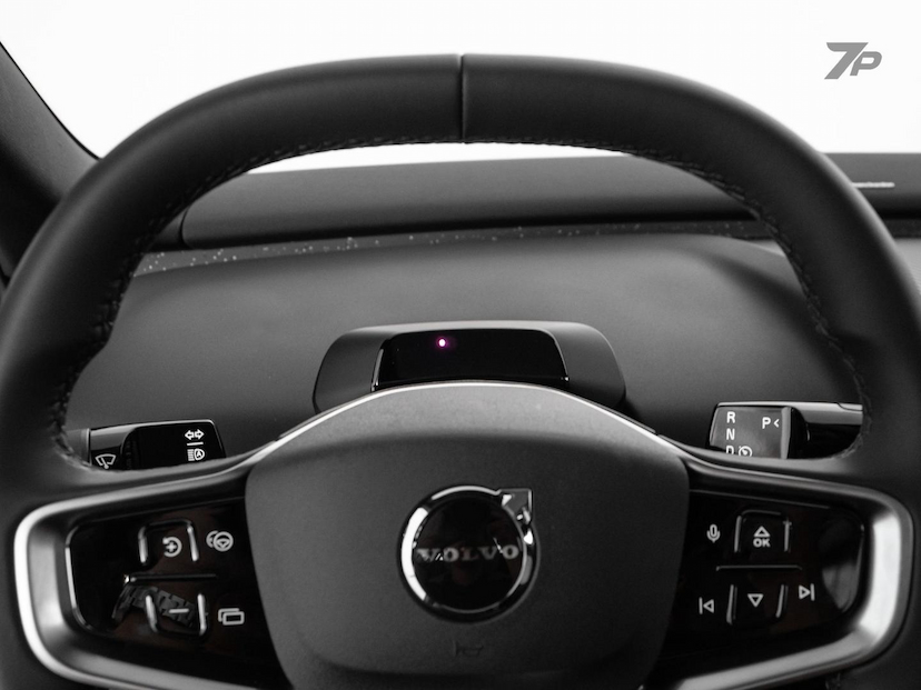 Foto do veículo VOLVO EX30  E60 ULTRA (ELÉTRICO) 2025 26 KM 279.000,00