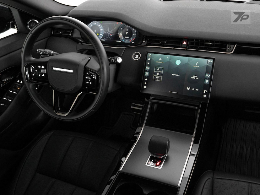 Foto do veículo LAND ROVER RANGE ROVER EVOQUE P250FF HSE D 2024 3.405 KM 365.000,00