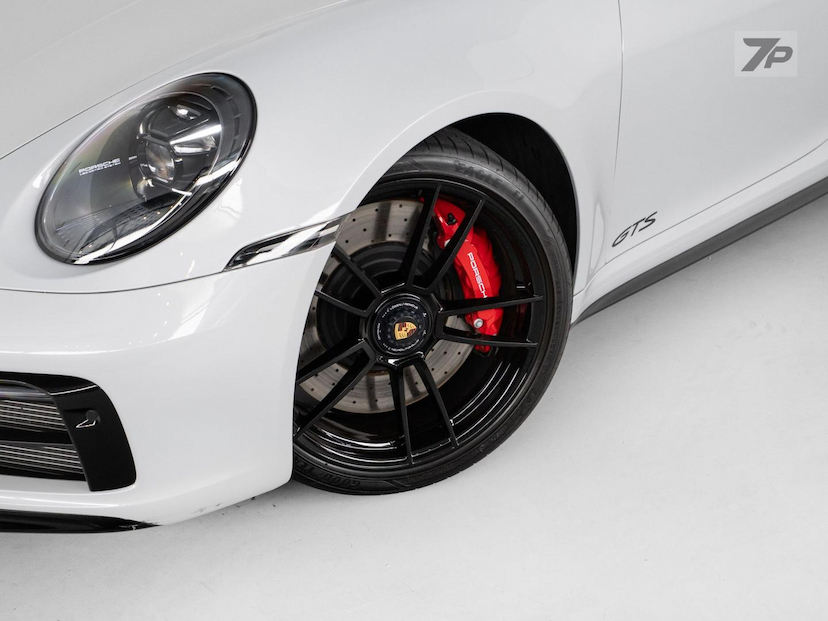 Foto do veículo PORSCHE 911  CARRERA GTS CABRIOLET 2024 2.400 KM 1.230.000,00