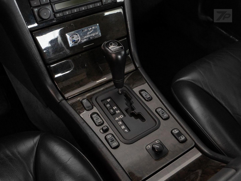 Foto do veículo MERCEDES-BENZ E 420 E420 JF72W 1997 74.000 KM 149.000,00