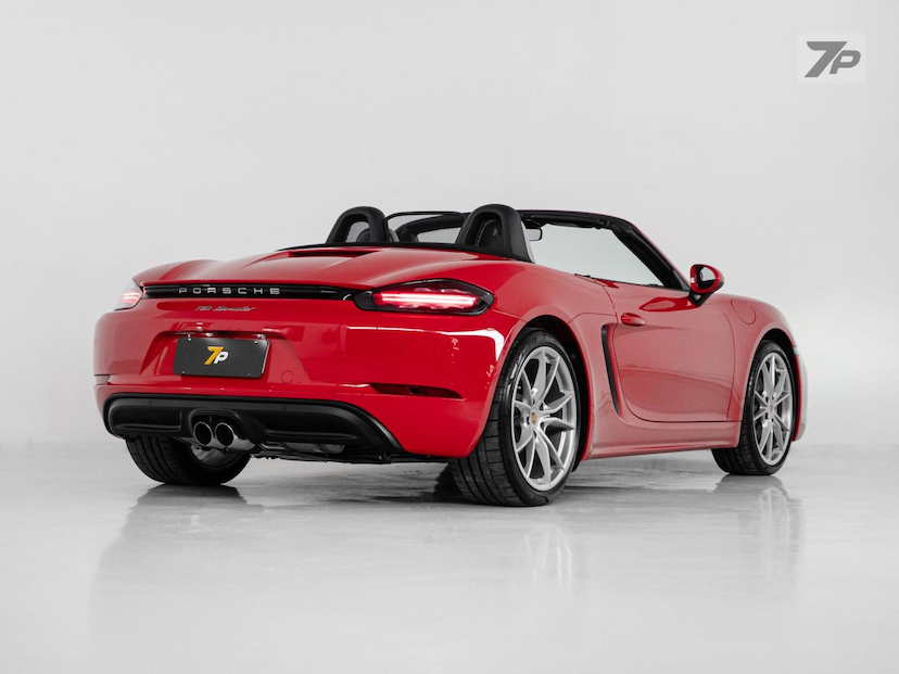Foto do veículo PORSCHE BOXSTER  2024 5.320 KM 569.000,00