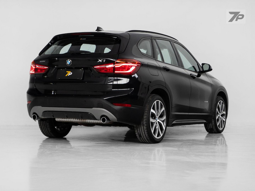 Foto do veículo BMW X1  X25I ACTIVEFLEX 2018 60.000 KM 144.900,00