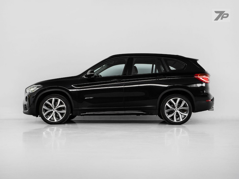 Foto do veículo BMW X1  X25I ACTIVEFLEX 2018 60.000 KM 144.900,00