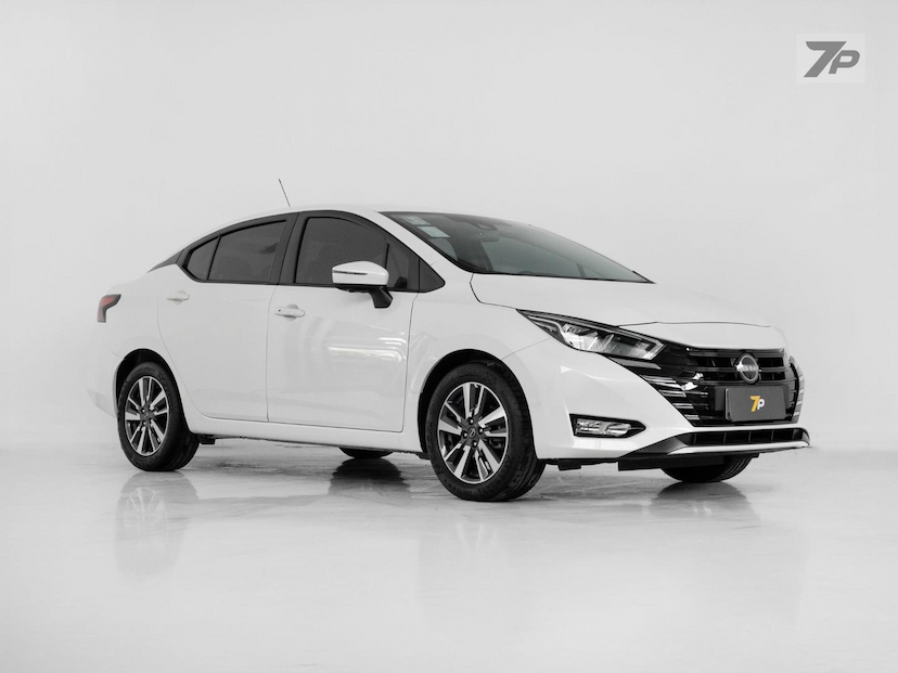Foto do veículo NISSAN VERSA  ADVNC CVT 2024 13.165 KM 104.900,00