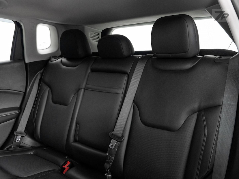 Foto do veículo JEEP COMPASS  LONGITUDE F 2020 16.154 KM 109.500,00