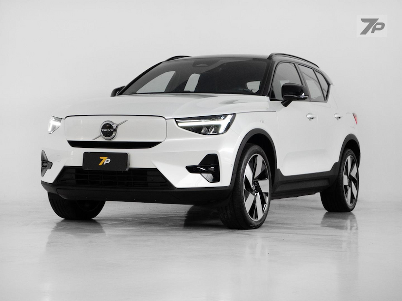 Foto do veículo VOLVO XC40  8 ULTIMATE 2023 14.000 KM 219.000,00