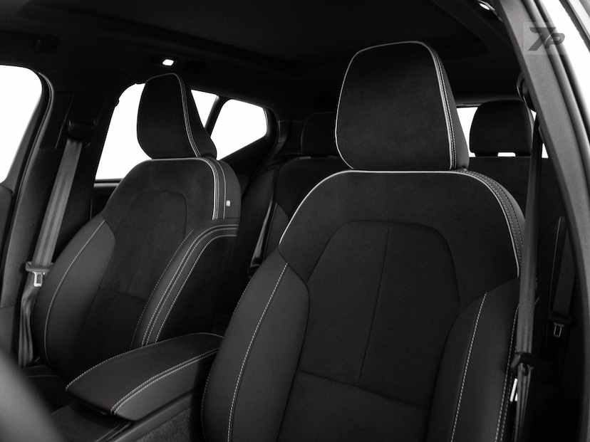 Foto do veículo VOLVO XC40  8 ULTIMATE 2023 14.000 KM 219.000,00