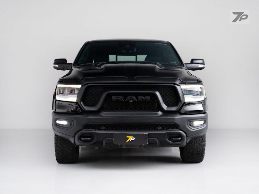 Foto do veículo RAM 1500  REBEL HEMI 2021 106.780 KM 325.000,00