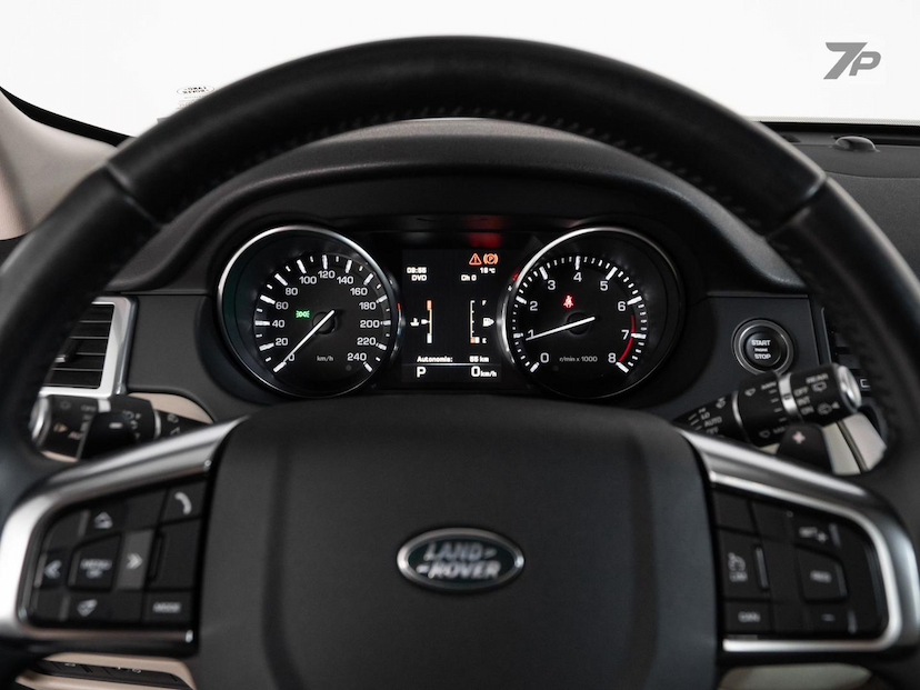 Foto do veículo LAND ROVER DISCOVERY LR DISC SPT SI4 HSEL7L 2015 69.793 KM 109.900,00