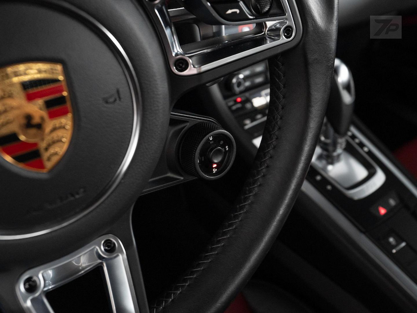 Foto do veículo PORSCHE 718  CAYMAN 2.0 300CV 2021 13.600 KM 500.000,00