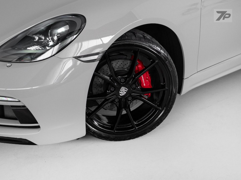 Foto do veículo PORSCHE 718  CAYMAN 2.0 300CV 2021 13.600 KM 500.000,00