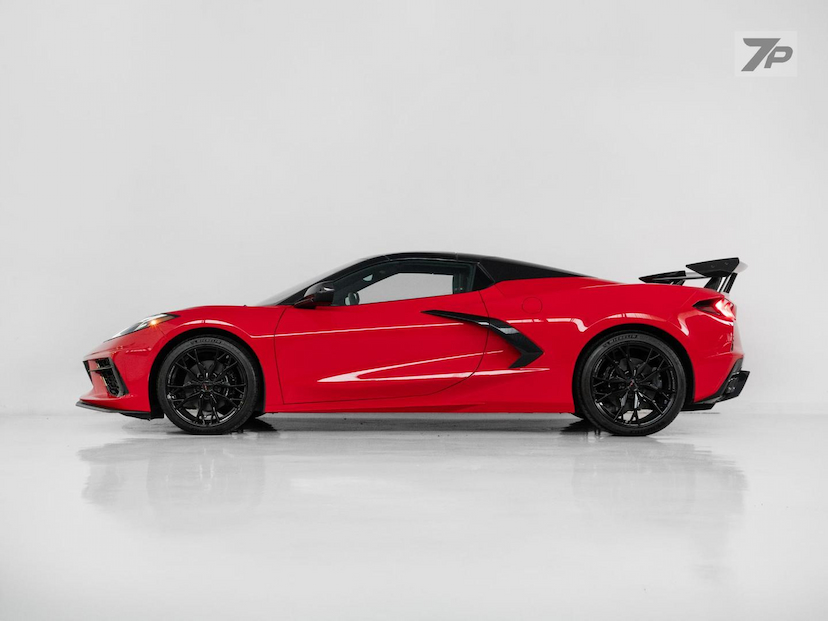 Foto do veículo CHEVROLET CORVETTE  1LT CONV 2025 66 KM 1.309.000,00
