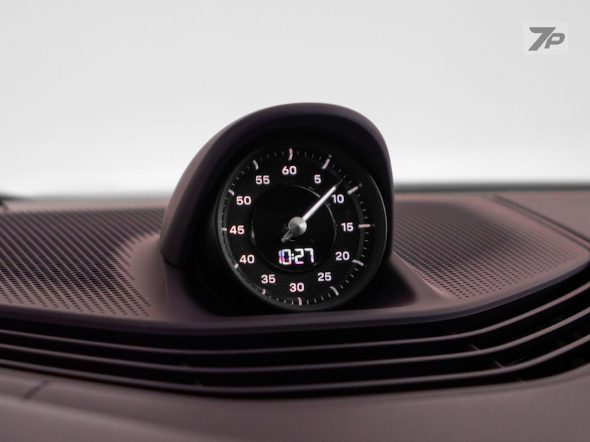 Foto do veículo PORSCHE TAYCAN   4CT 2022 14.724 KM 538.000,00