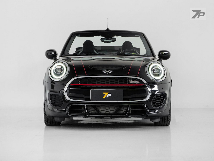 Foto do veículo MINI JOHN COOPER WORKS CABRIO JCW 2020 31.490 KM 207.000,00