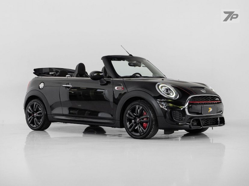 Foto do veículo MINI JOHN COOPER WORKS CABRIO JCW 2020 31.490 KM 207.000,00