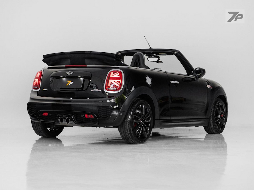 Foto do veículo MINI JOHN COOPER WORKS CABRIO JCW 2020 31.490 KM 207.000,00