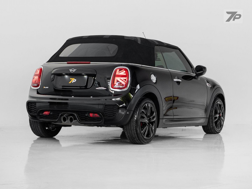 Foto do veículo MINI JOHN COOPER WORKS CABRIO JCW 2020 31.490 KM 207.000,00