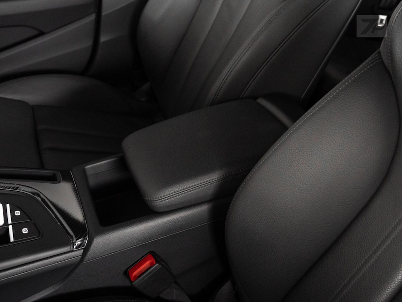 Foto do veículo AUDI A4  AV 2.0TFSI 2019 29.833 KM 229.000,00