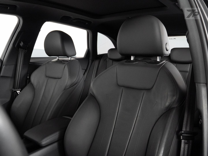 Foto do veículo AUDI A4  AV 2.0TFSI 2019 29.833 KM 229.000,00