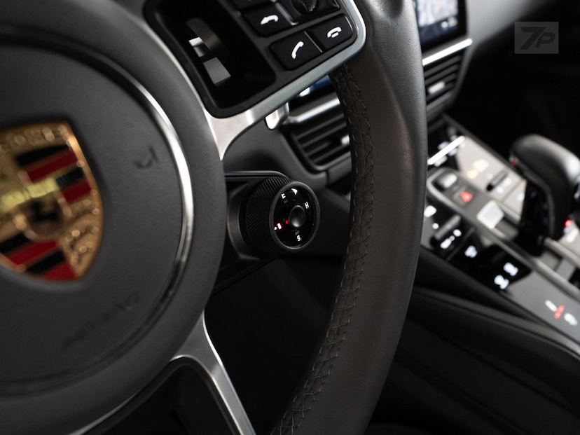 Foto do veículo PORSCHE CAYENNE  E-HYBRID 3.0 V6 462V 2020 39.450 KM 469.000,00