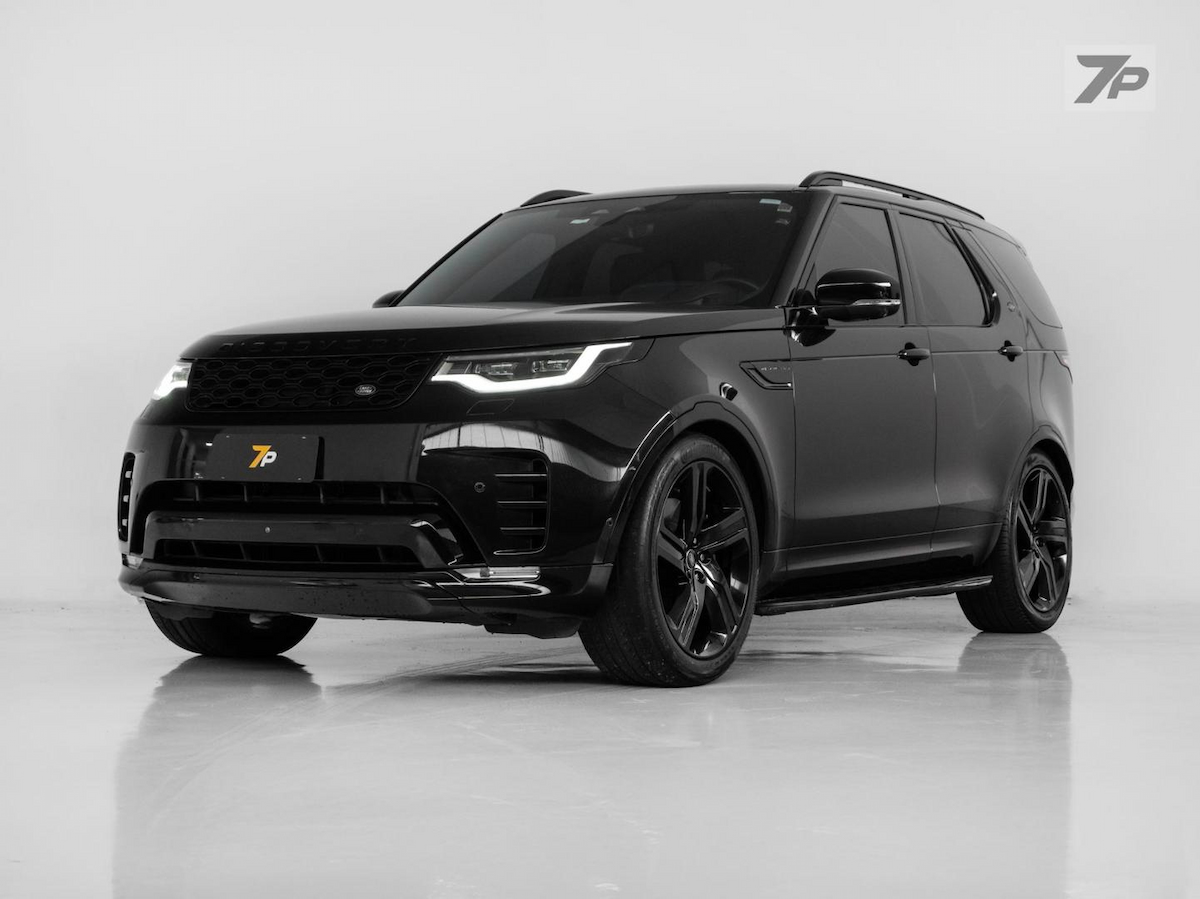 Foto do veículo LAND ROVER DISCOVERY DISC D300 LE 2023/2023 67.000 KM R$ 469.000,00