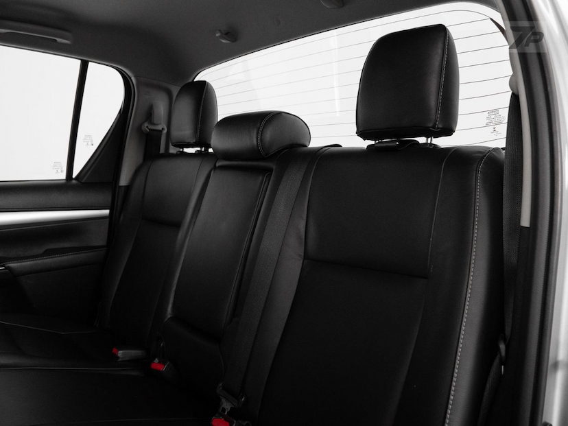Foto do veículo TOYOTA HILUX  CDSR A4FD 2021 101.563 KM 194.900,00