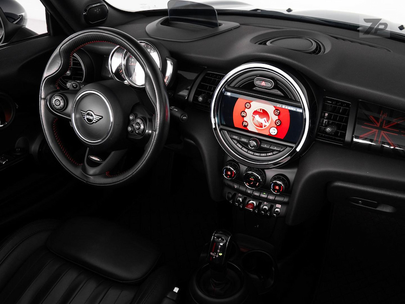Foto do veículo MINI COOPER  COOPER S 2020 59.795 KM 179.900,00