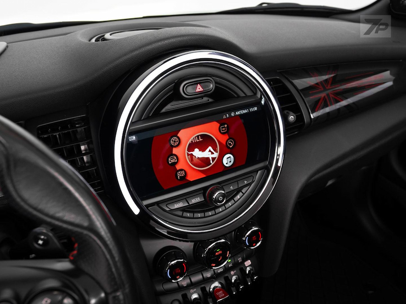 Foto do veículo MINI COOPER  COOPER S 2020 59.795 KM 179.900,00