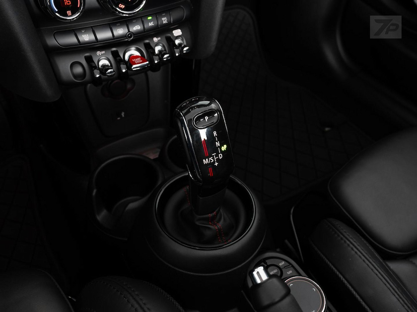 Foto do veículo MINI COOPER  COOPER S 2020 59.795 KM 179.900,00