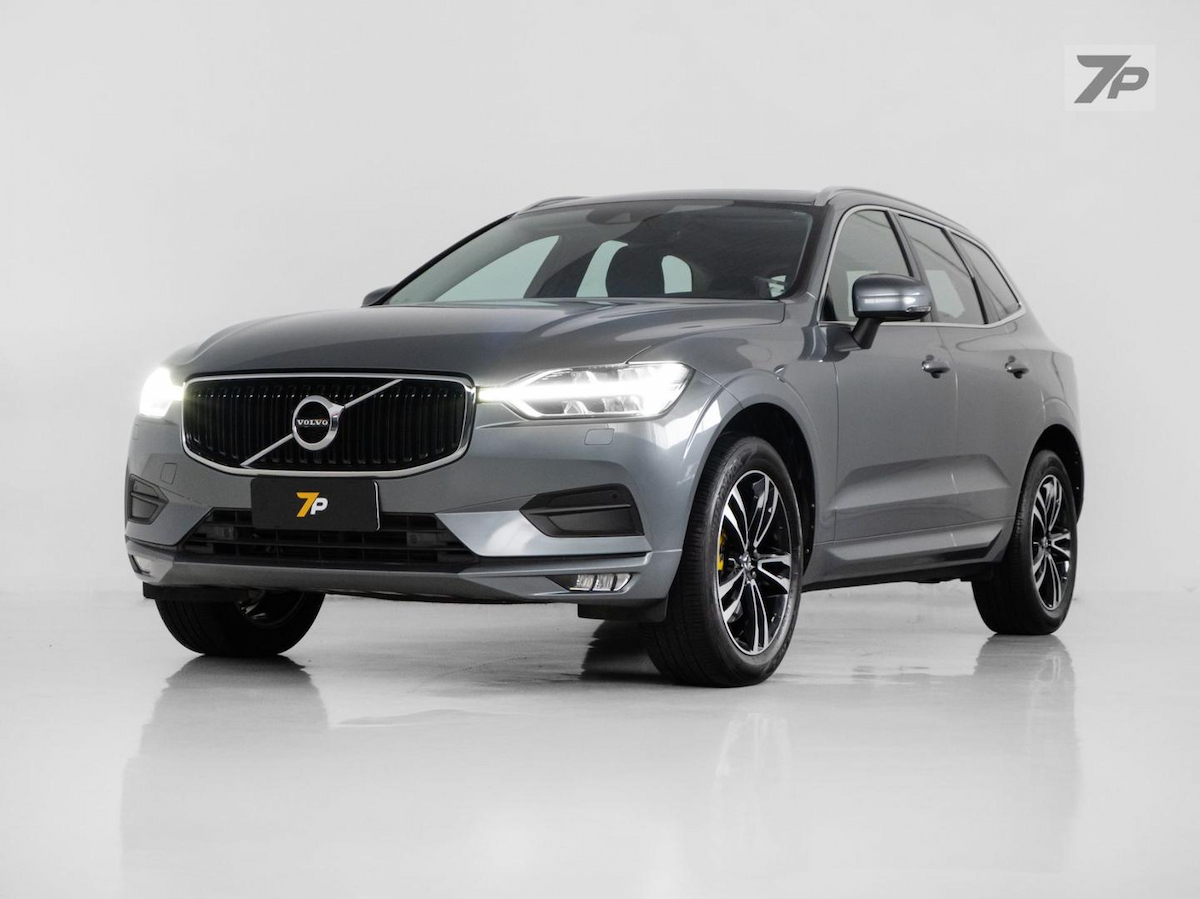 Foto do veículo VOLVO XC60 D5 MOMENTUM 2019/2020 74.000 KM R$ 174.900,00