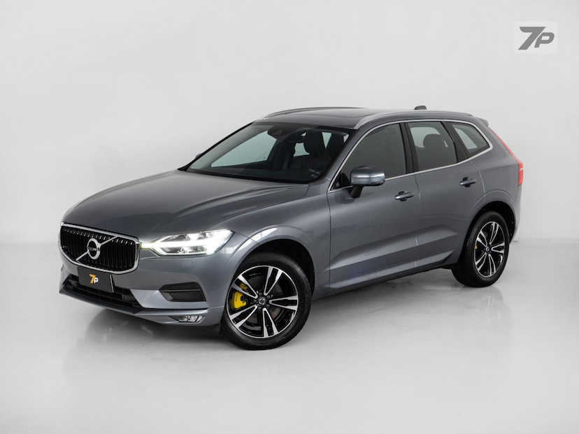 Foto do veículo VOLVO XC60  D5 MOMENTUM 2020 74.000 KM 174.900,00