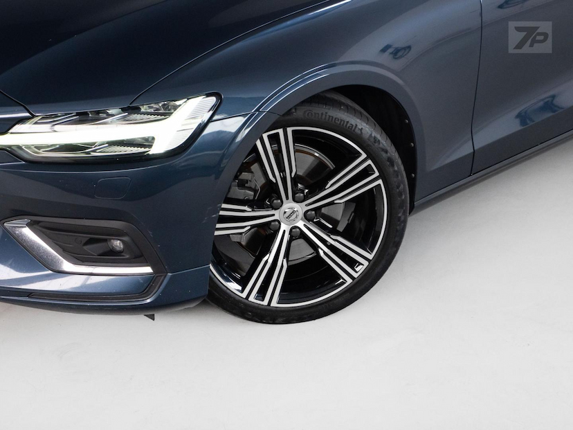Foto do veículo VOLVO S60  T5 INSCRIPT 2020 59.433 KM 167.500,00