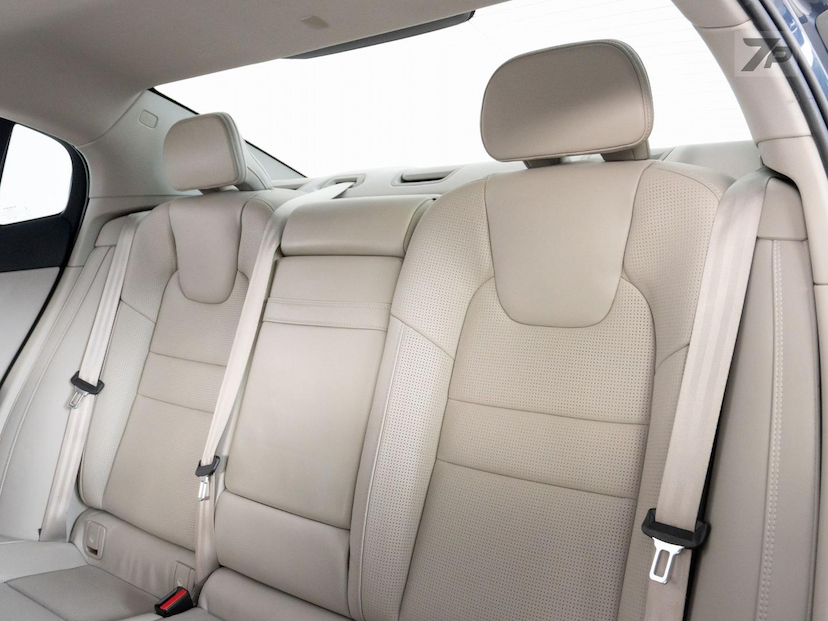 Foto do veículo VOLVO S60  T5 INSCRIPT 2020 59.433 KM 167.500,00