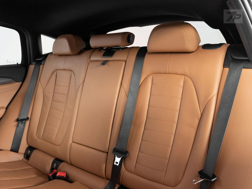 Foto do veículo BMW X4  M40I 2021 40.605 KM 339.000,00