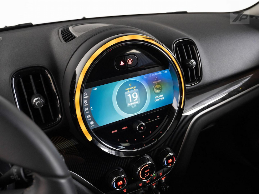 Foto do veículo MINI COUNTRYMAN  PHEV 2023 27.220 KM 227.500,00