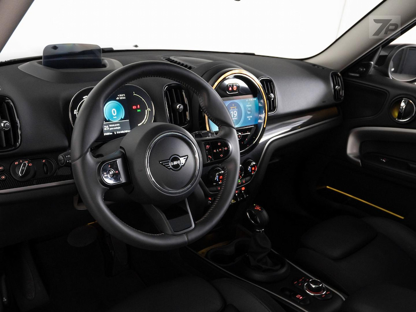 Foto do veículo MINI COUNTRYMAN  PHEV 2023 27.220 KM 227.500,00