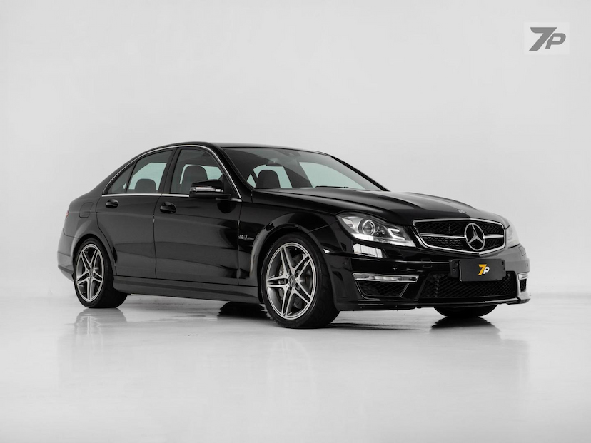 Foto do veículo MERCEDES-BENZ C 63 AMG  2013 62.000 KM 338.500,00