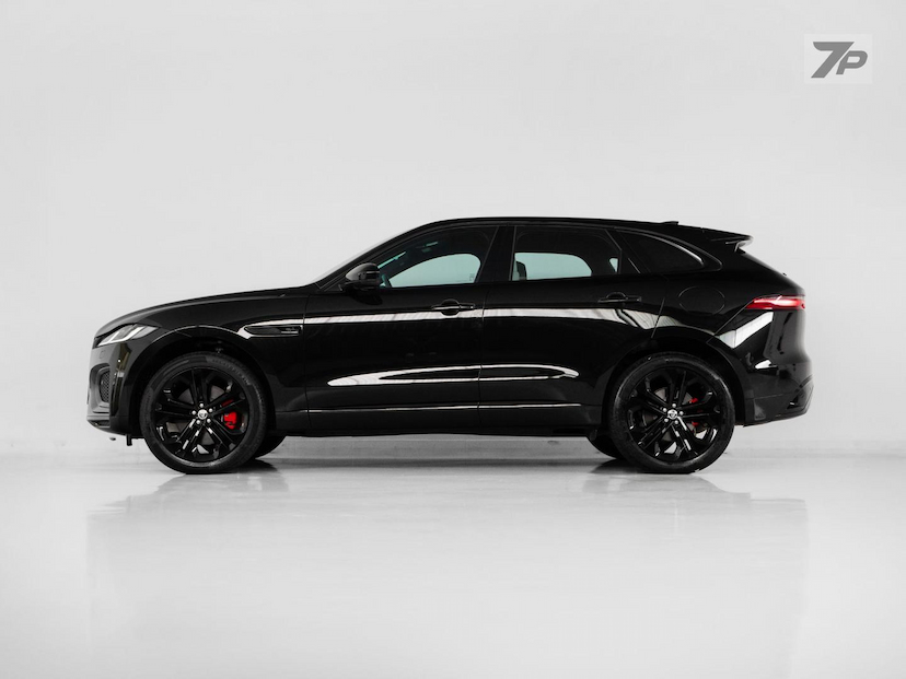 Foto do veículo JAGUAR F-PACE FPACE PHEV RD SE 2024 7.693 KM 383.000,00