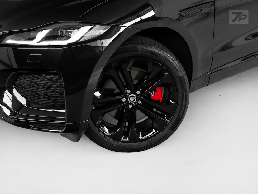 Foto do veículo JAGUAR F-PACE FPACE PHEV RD SE 2024 7.693 KM 383.000,00