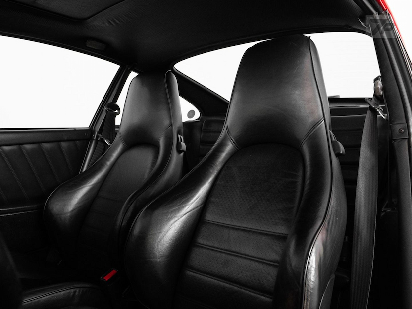 Foto do veículo PORSCHE 911  TURBO 1986 87.610 KM 1.680.000,00