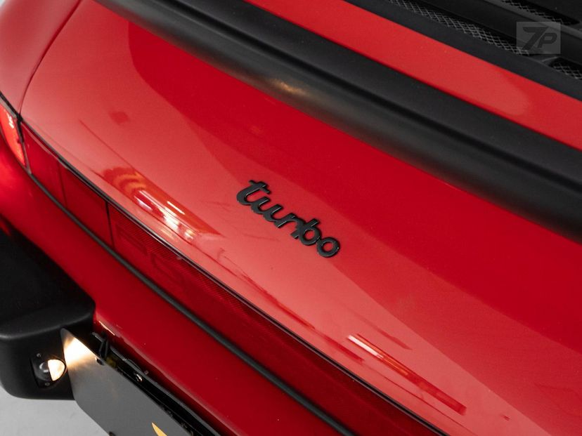 Foto do veículo PORSCHE 911  TURBO 1986 87.610 KM 1.680.000,00