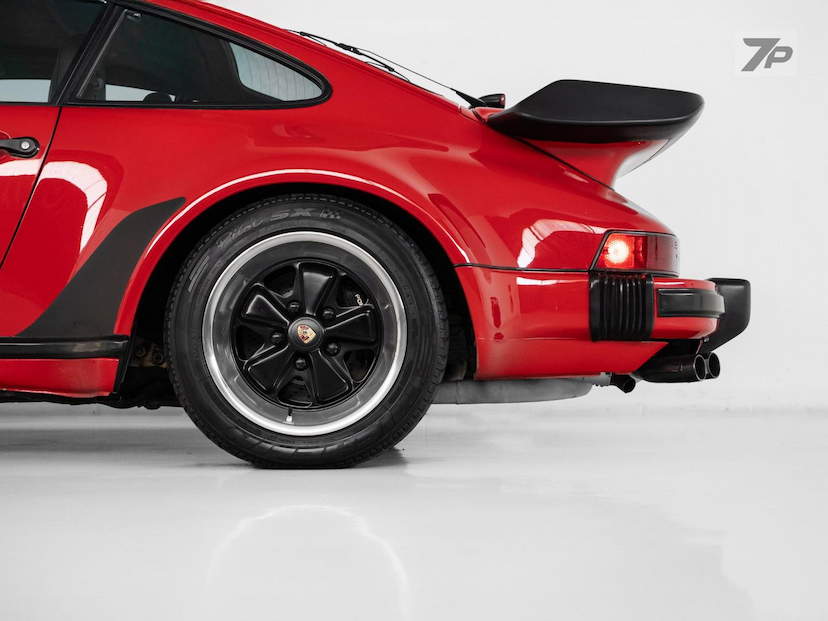 Foto do veículo PORSCHE 911  TURBO 1986 87.610 KM 1.680.000,00