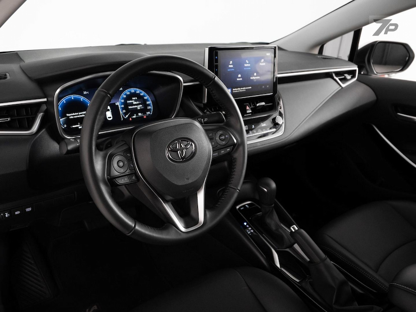 Foto do veículo TOYOTA COROLLA  XEI 20 2024 8.662 KM 147.900,00