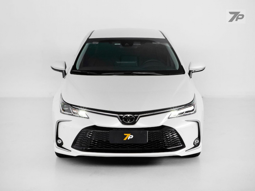 Foto do veículo TOYOTA COROLLA  XEI 20 2024 8.662 KM 147.900,00
