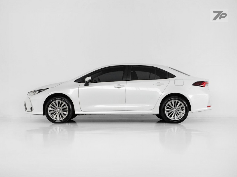 Foto do veículo TOYOTA COROLLA  XEI 20 2024 8.662 KM 147.900,00